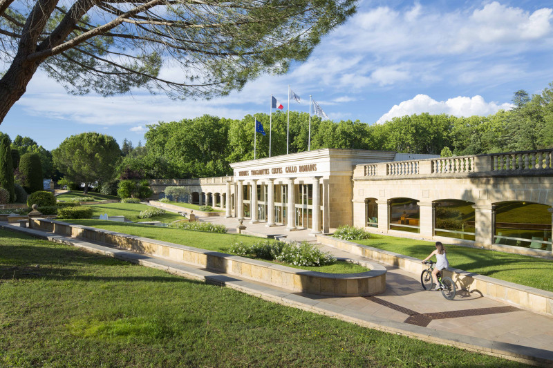 The thermal baths of Gréoux-les-Bains seen from outside